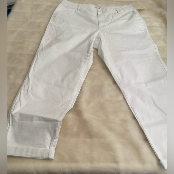 White Lightweight Cropped Cuffed Pants - Picture 3 of 5
